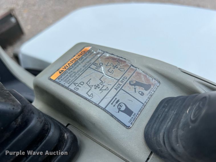 image for item EJ2974 2016 Bobcat E42 mini excavator