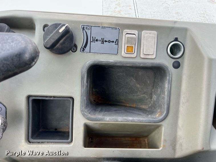 image for item EJ2974 2016 Bobcat E42 mini excavator