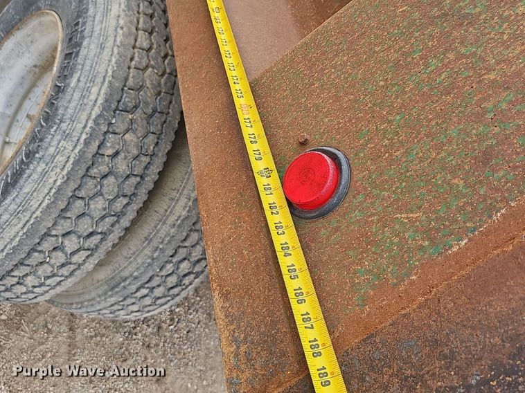 image for item EJ5795 1998 Mack RD690S dump truck