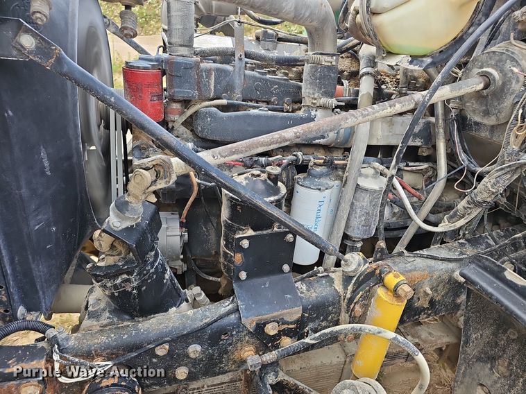 image for item EJ5795 1998 Mack RD690S dump truck