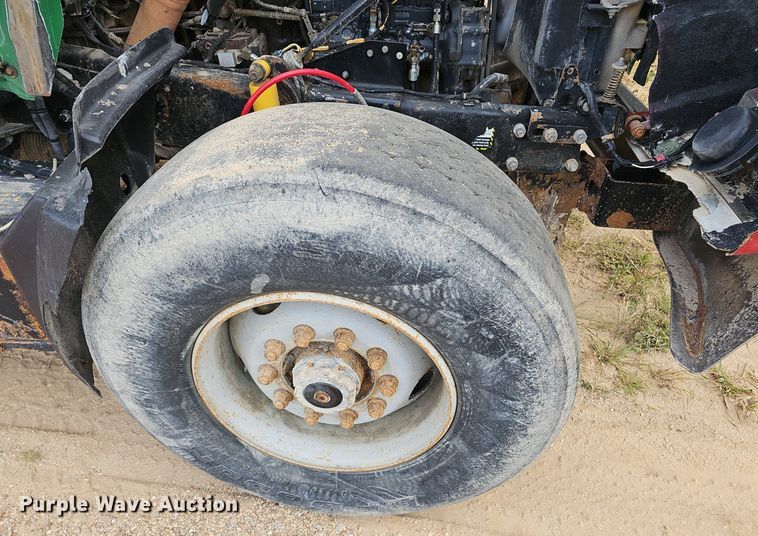 image for item EJ5795 1998 Mack RD690S dump truck