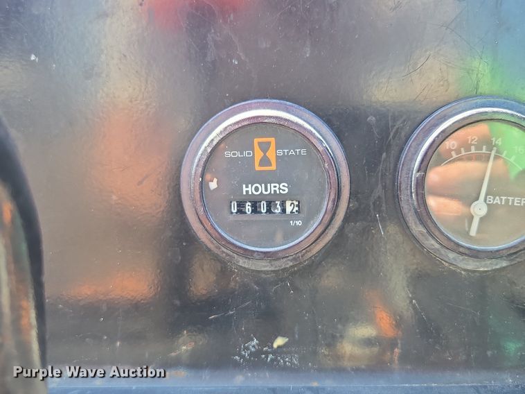 image for item EJ7152 2007 Ditch Witch 410SX trencher