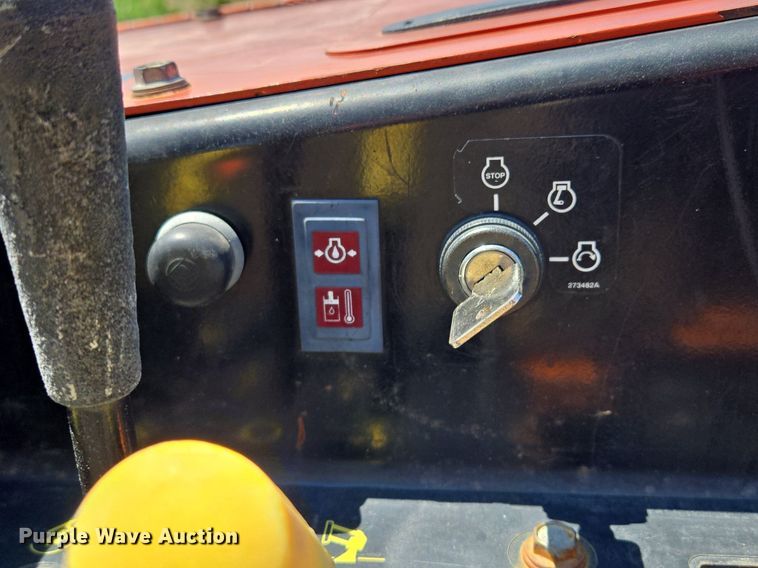 image for item EJ7152 2007 Ditch Witch 410SX trencher