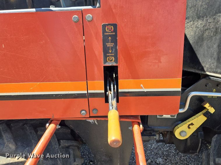 image for item EJ7152 2007 Ditch Witch 410SX trencher