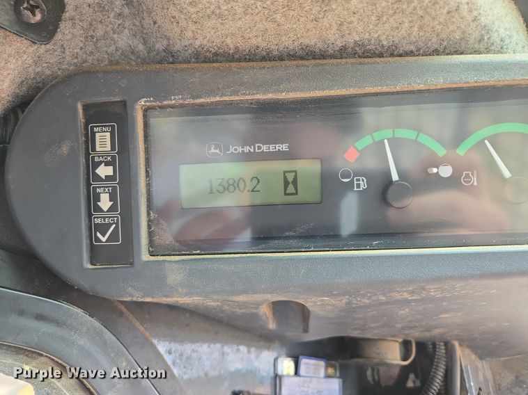 image for item EJ7172 2017 John Deere 324E skid steer loader