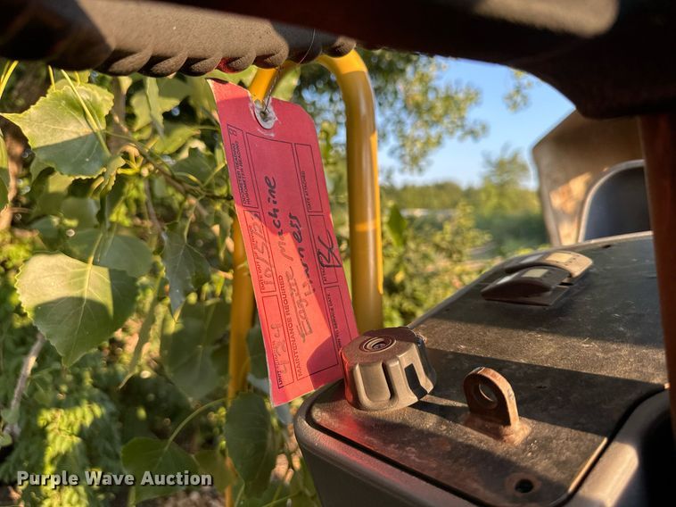 image for item EJ7212 2004 Caterpillar CB-224E double drum vibratory roller