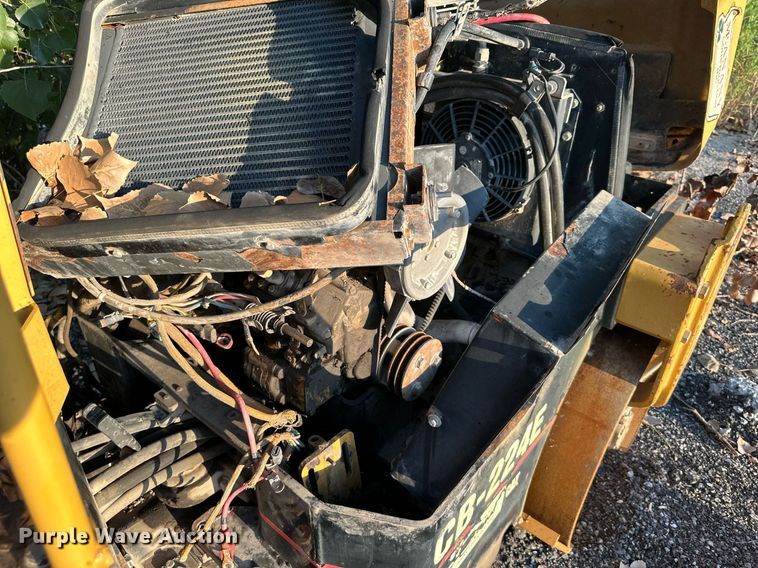 image for item EJ7212 2004 Caterpillar CB-224E double drum vibratory roller