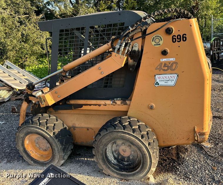 image for item EJ7213 2006 Case 450 skid steer loader