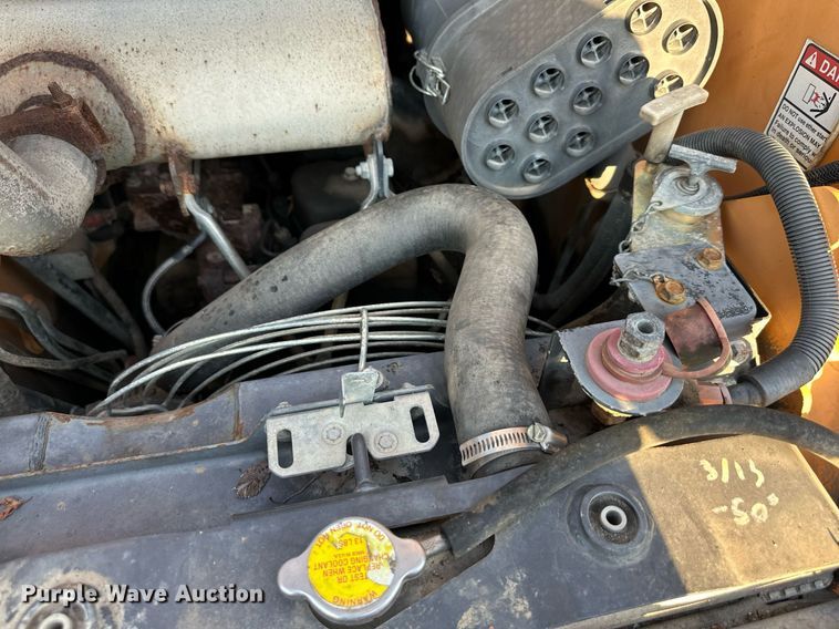 image for item EJ7213 2006 Case 450 skid steer loader