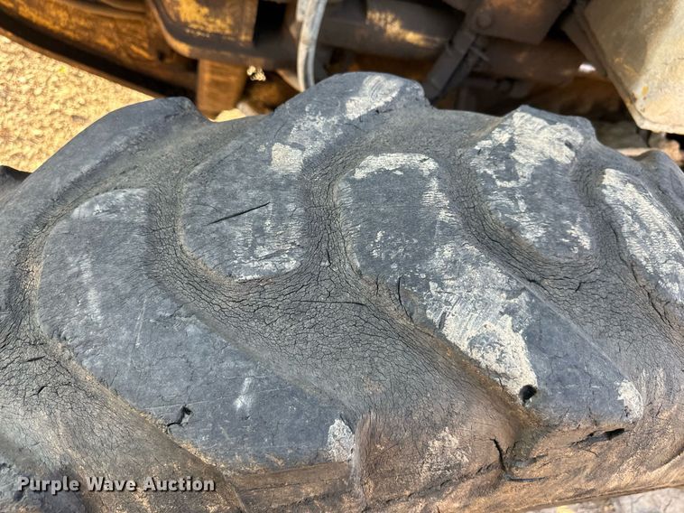 image for item EJ7214 1990 Caterpillar 12G rigid frame motor grader