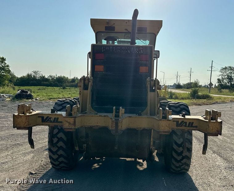 image for item EJ7215 1995 Caterpillar 12H motor grader