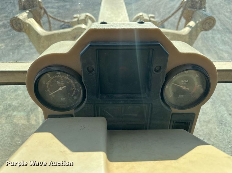 image for item EJ7215 1995 Caterpillar 12H motor grader