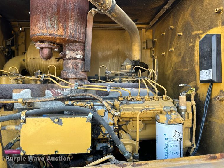 image for item EJ7215 1995 Caterpillar 12H motor grader