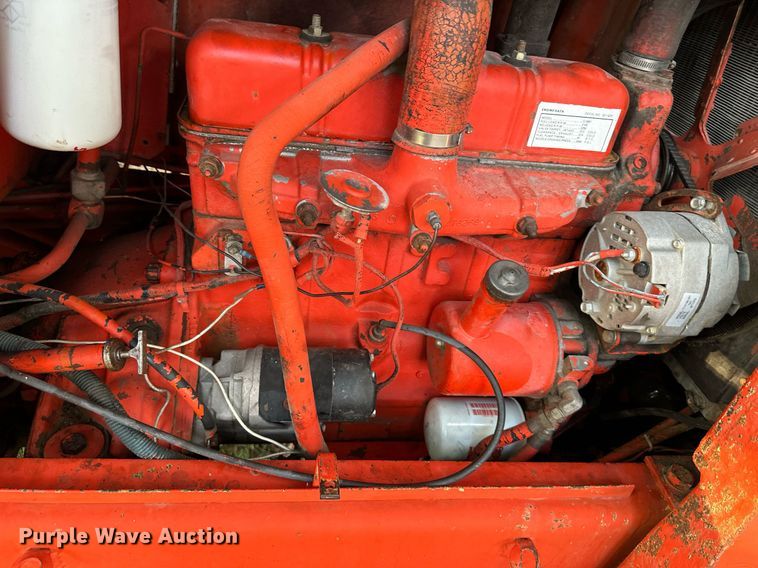 image for item EJ7217 1982 Case  586D forklift