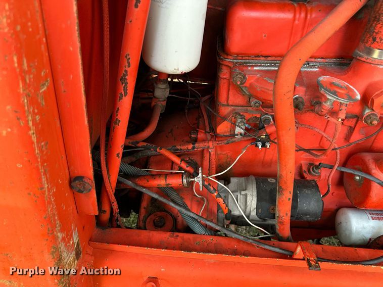 image for item EJ7217 1982 Case  586D forklift