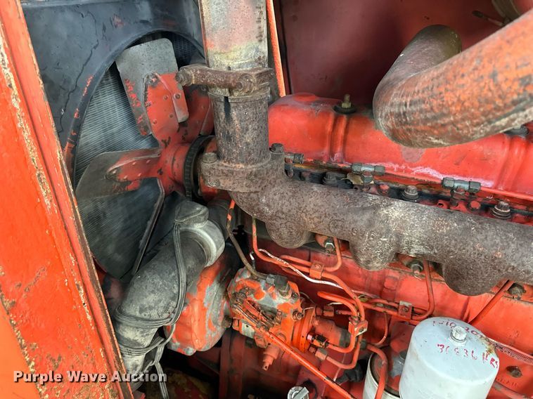 image for item EJ7217 1982 Case  586D forklift