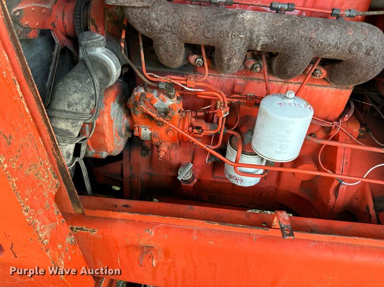 image for item EJ7217 1982 Case  586D forklift