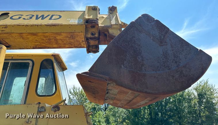 image for item EJ8837 1997 Gradall G3WD wheeled excavator