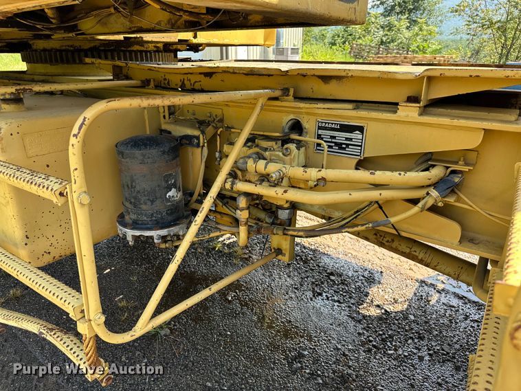 image for item EJ8837 1997 Gradall G3WD wheeled excavator