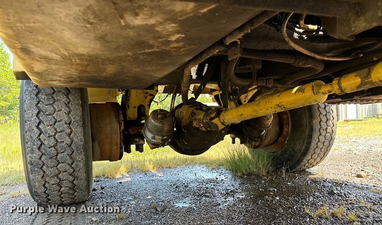 image for item EJ8837 1997 Gradall G3WD wheeled excavator