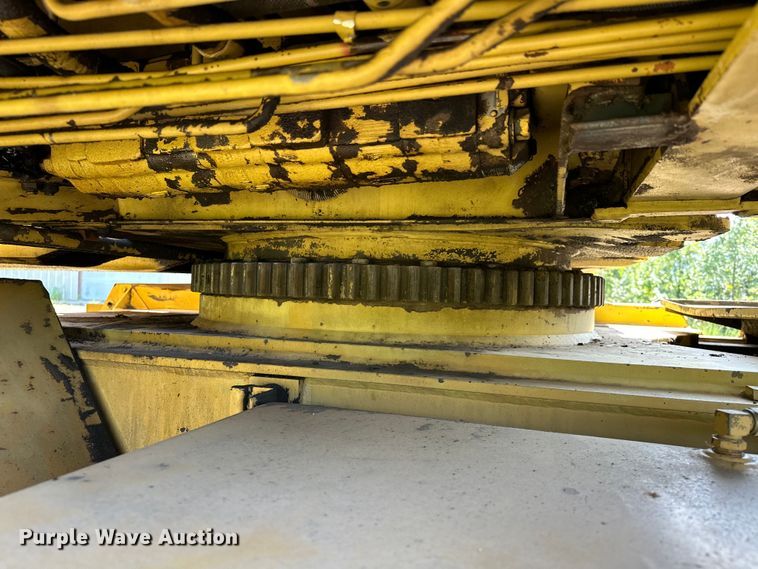 image for item EJ8837 1997 Gradall G3WD wheeled excavator