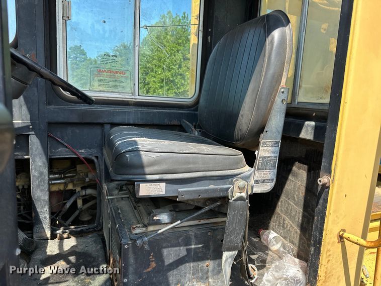 image for item EJ8837 1997 Gradall G3WD wheeled excavator