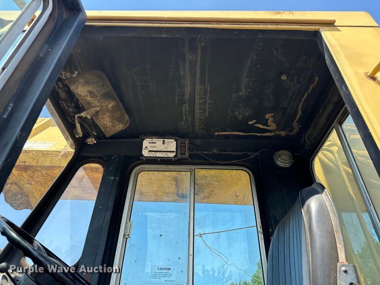 image for item EJ8837 1997 Gradall G3WD wheeled excavator