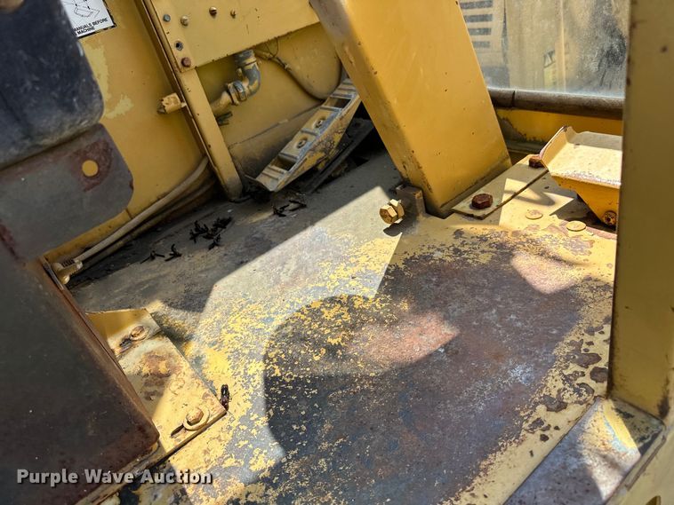 image for item EJ8837 1997 Gradall G3WD wheeled excavator