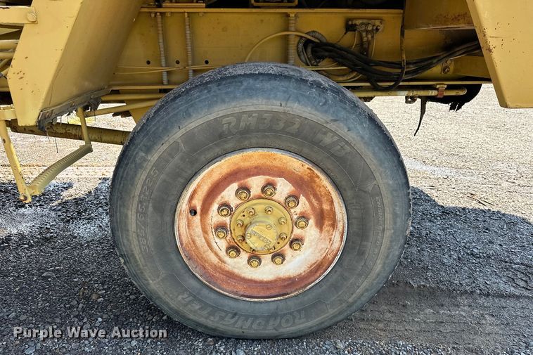 image for item EJ8837 1997 Gradall G3WD wheeled excavator