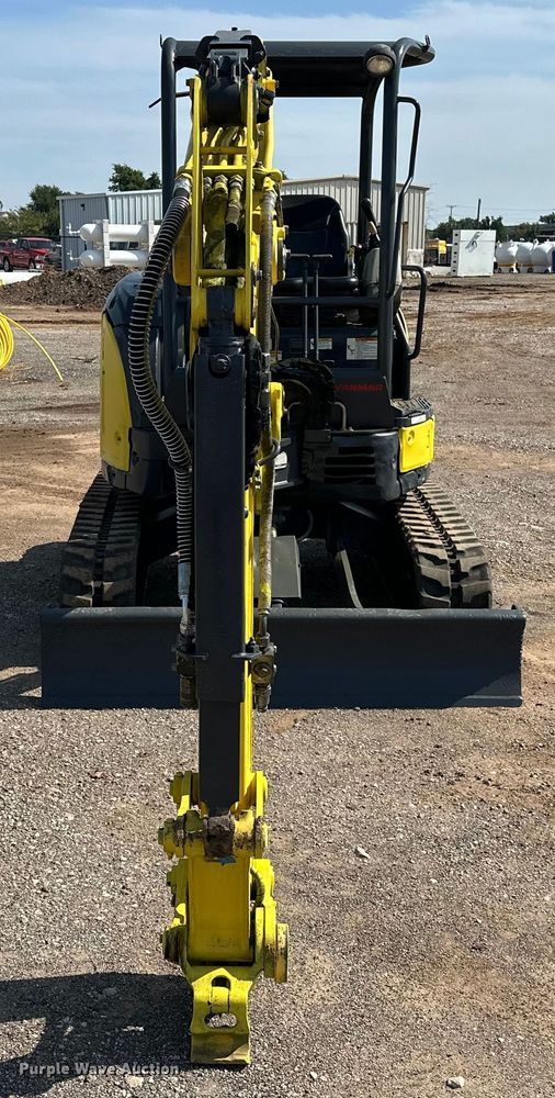 image for item EJ8849 2015 Yanmar VI035-6A mini excavator