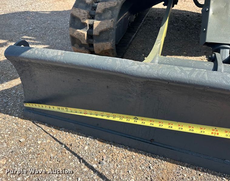 image for item EJ8849 2015 Yanmar VI035-6A mini excavator