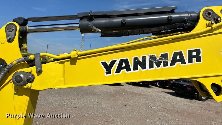 image for item EJ8849 2015 Yanmar VI035-6A mini excavator