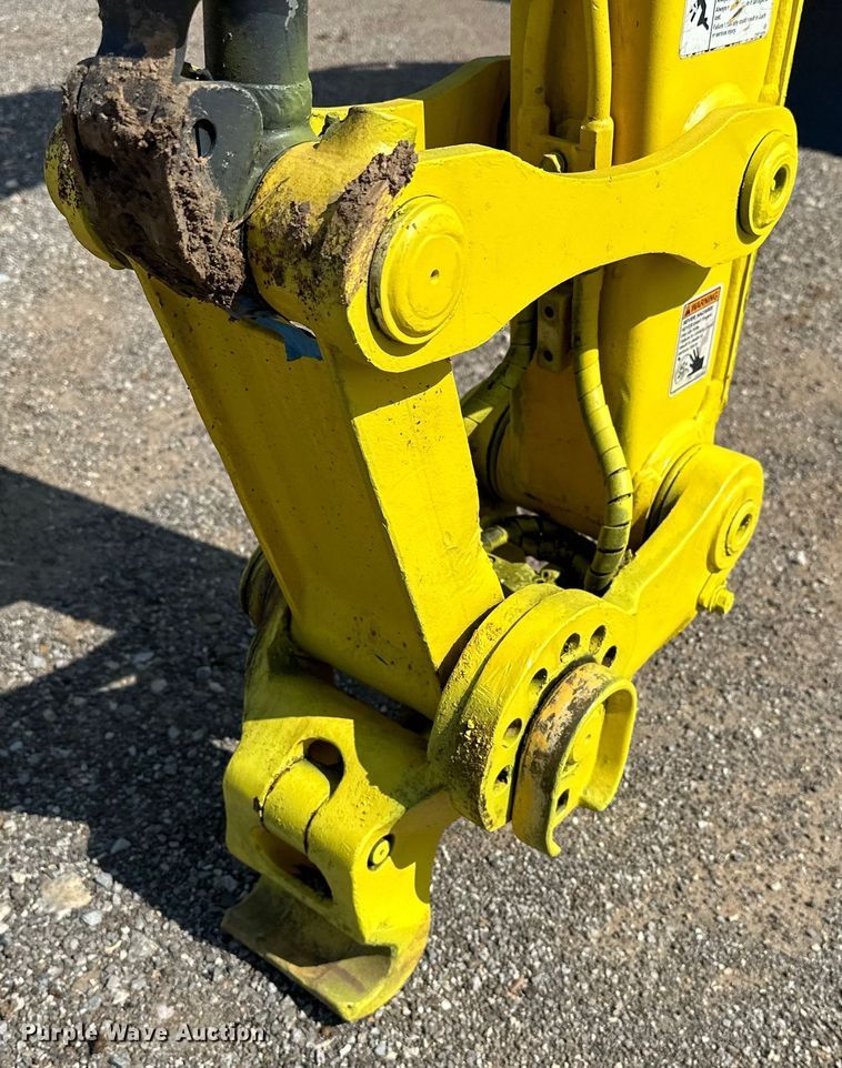 image for item EJ8849 2015 Yanmar VI035-6A mini excavator