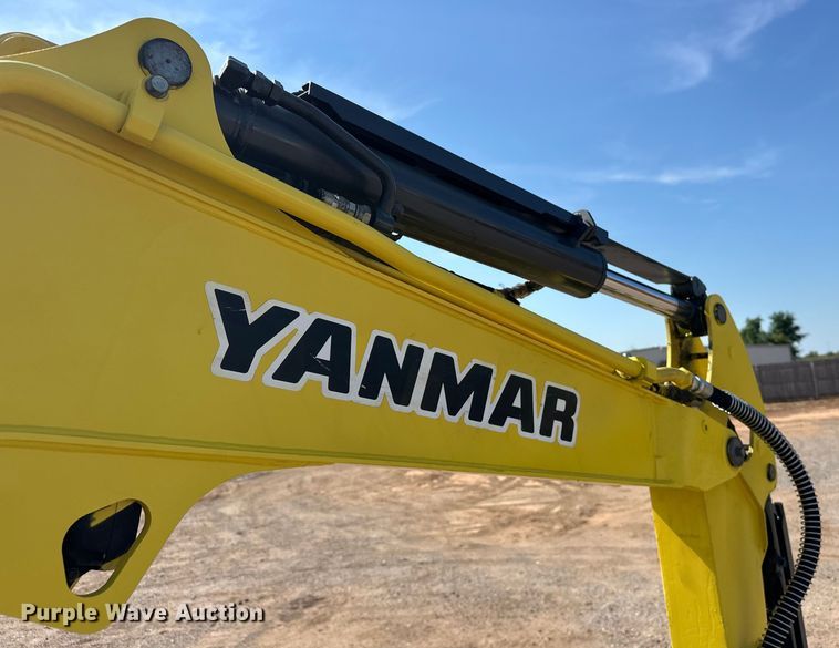 image for item EJ8849 2015 Yanmar VI035-6A mini excavator