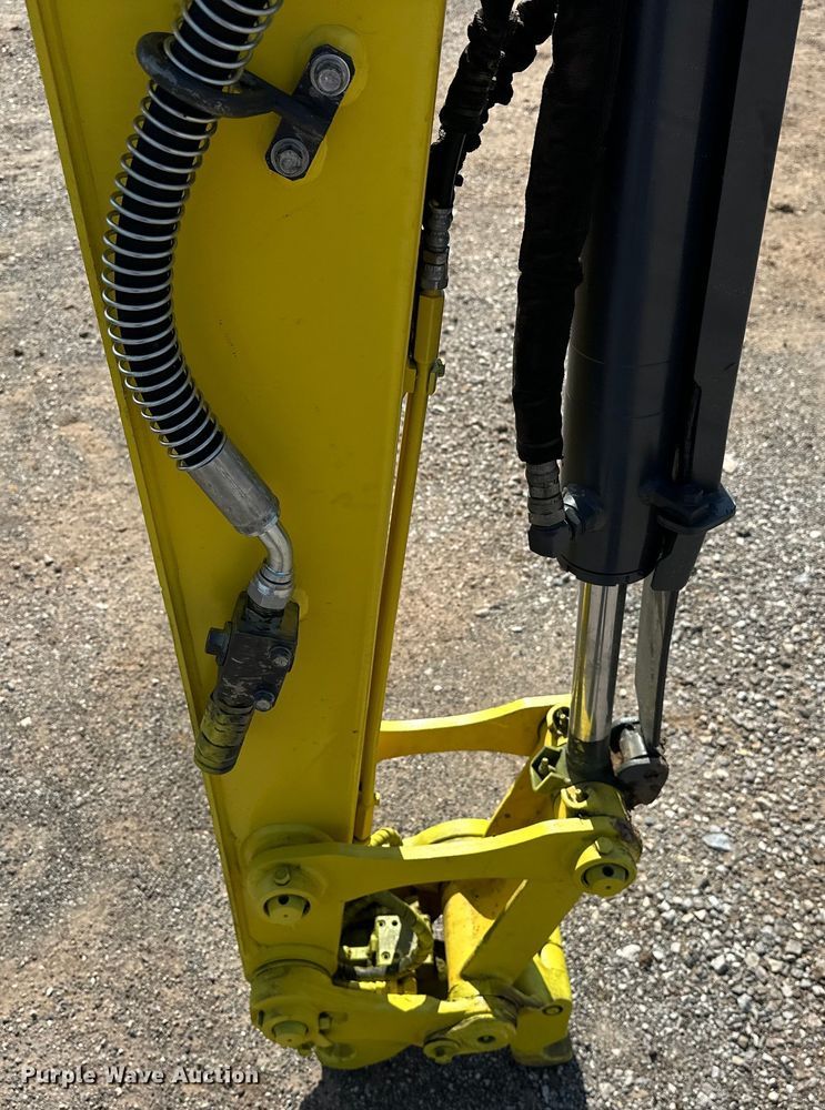 image for item EJ8849 2015 Yanmar VI035-6A mini excavator