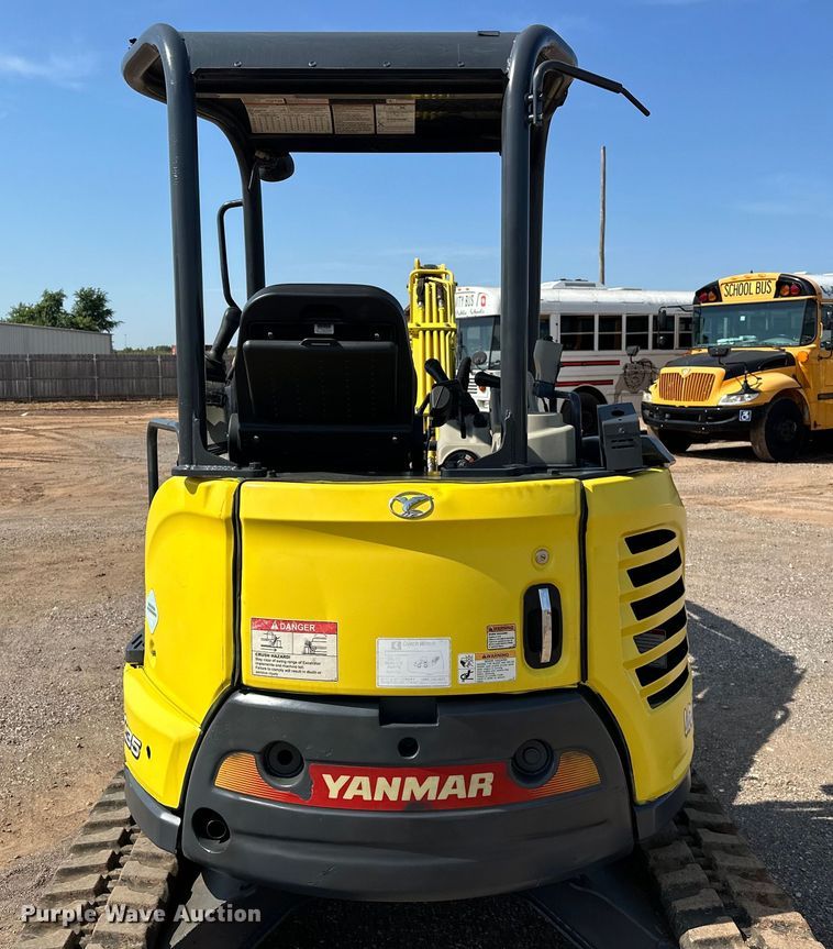 image for item EJ8849 2015 Yanmar VI035-6A mini excavator