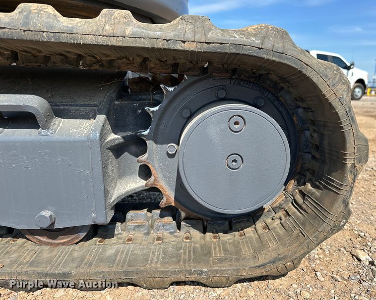 image for item EJ8849 2015 Yanmar VI035-6A mini excavator