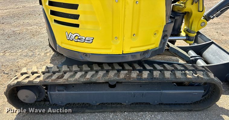 image for item EJ8849 2015 Yanmar VI035-6A mini excavator