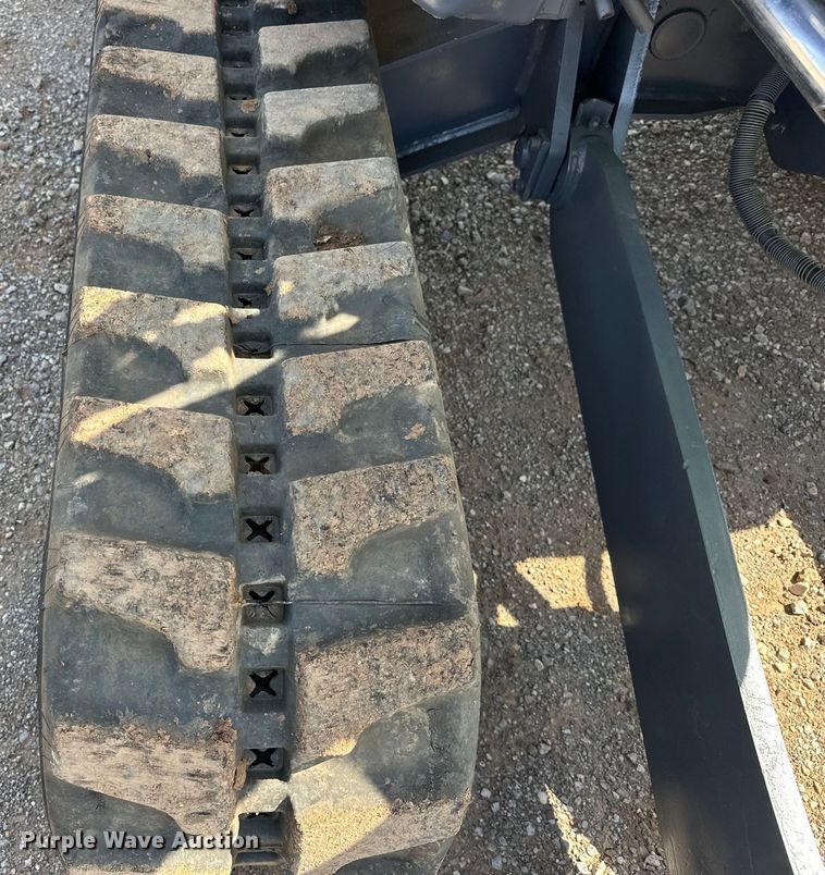 image for item EJ8849 2015 Yanmar VI035-6A mini excavator