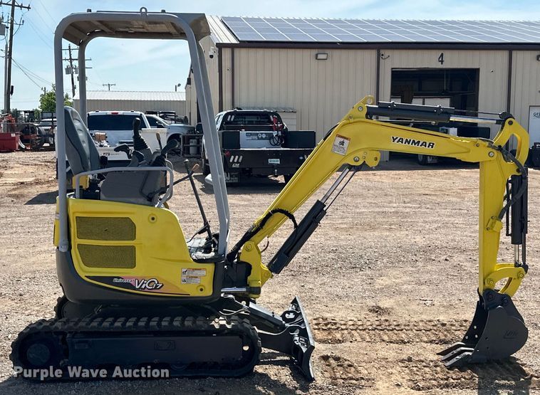 image for item EJ8850 2014 Yanmar VI017 mini excavator