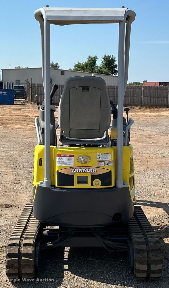 image for item EJ8850 2014 Yanmar VI017 mini excavator