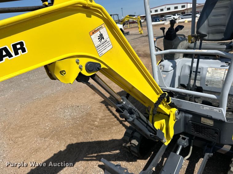 image for item EJ8850 2014 Yanmar VI017 mini excavator