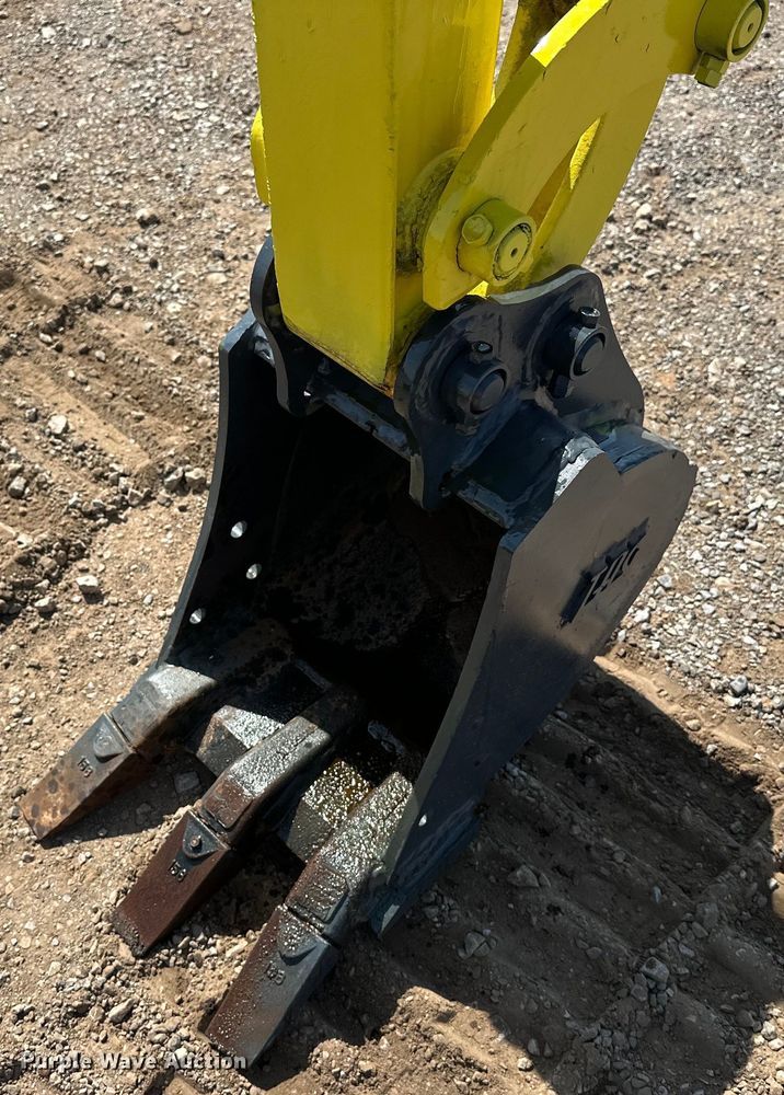 image for item EJ8850 2014 Yanmar VI017 mini excavator