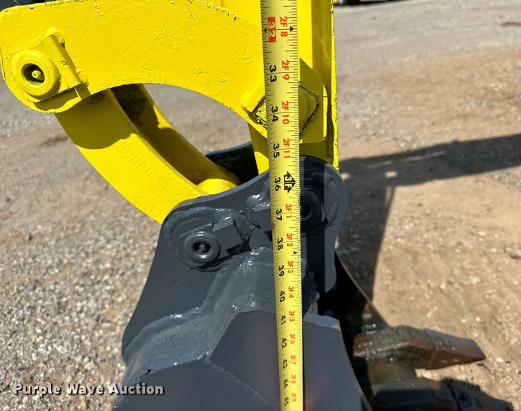 image for item EJ8850 2014 Yanmar VI017 mini excavator