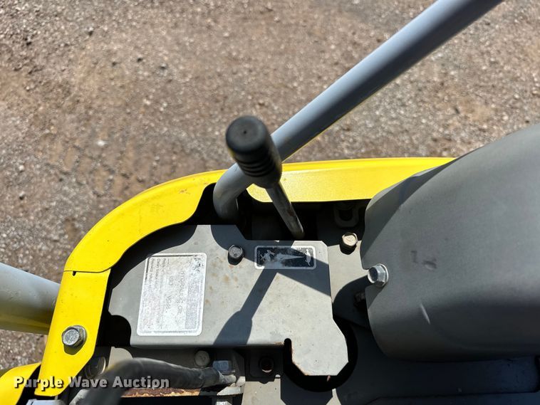 image for item EJ8850 2014 Yanmar VI017 mini excavator