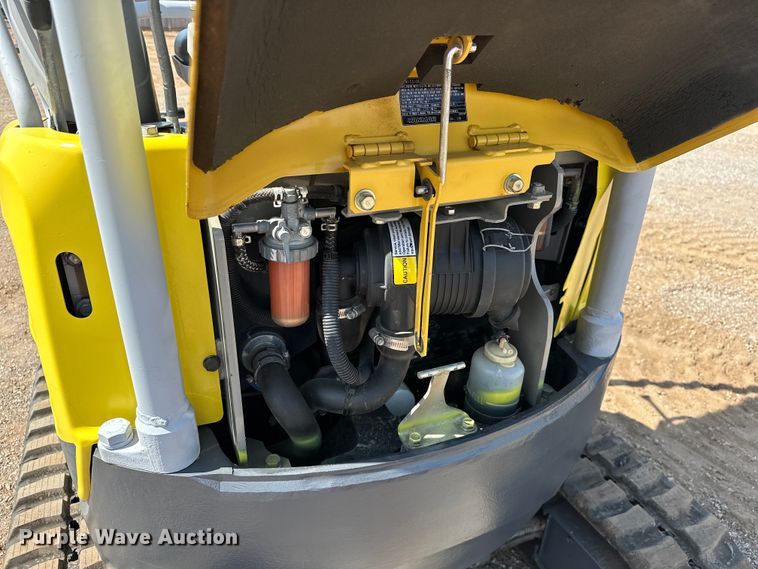 image for item EJ8850 2014 Yanmar VI017 mini excavator