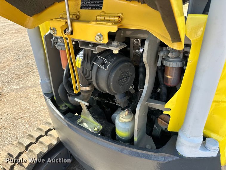 image for item EJ8850 2014 Yanmar VI017 mini excavator