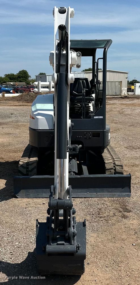 image for item EJ8851 2013 Bobcat  E35M mini excavator