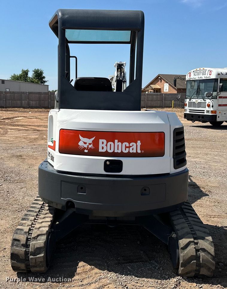 image for item EJ8851 2013 Bobcat  E35M mini excavator