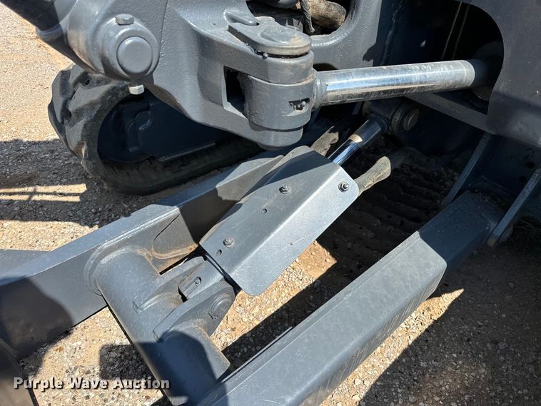 image for item EJ8851 2013 Bobcat  E35M mini excavator